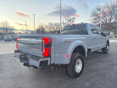 2025 Ford F-350SD Platinum DRW