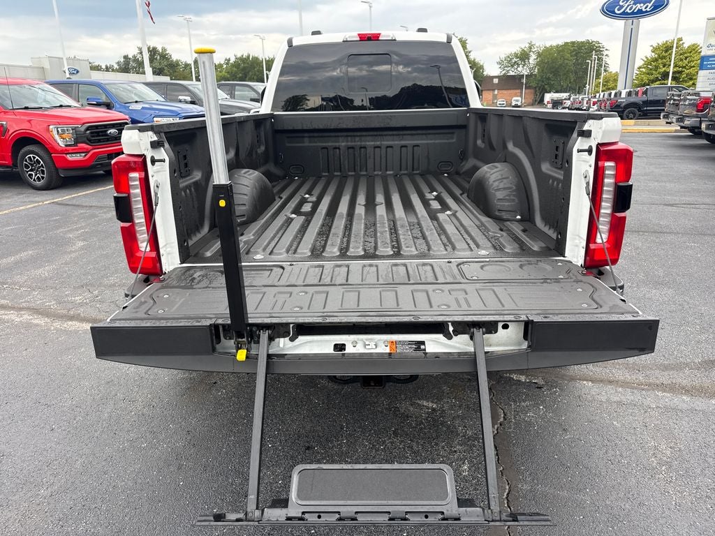 2025 Ford F-350SD King Ranch