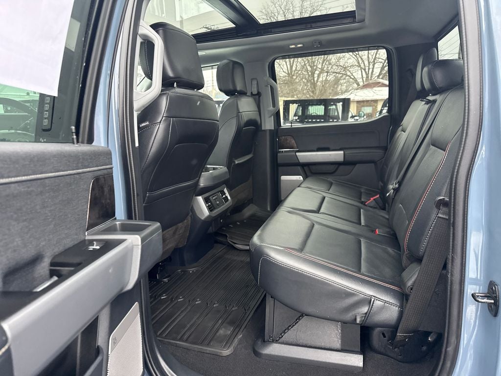 2023 Ford F-450SD Lariat DRW