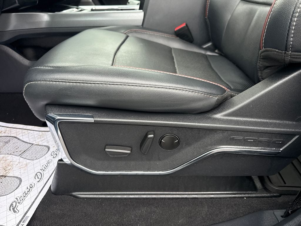 2023 Ford F-450SD Lariat DRW