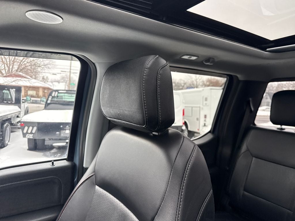 2023 Ford F-450SD Lariat DRW