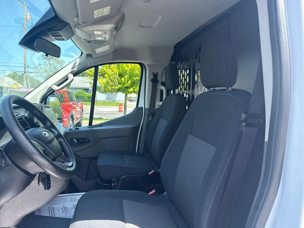 2025 Ford Transit-250 Base