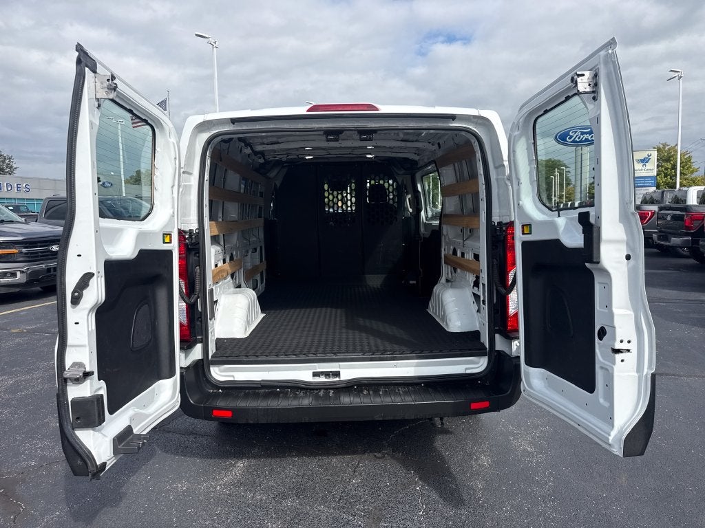 2025 Ford Transit-250 Base