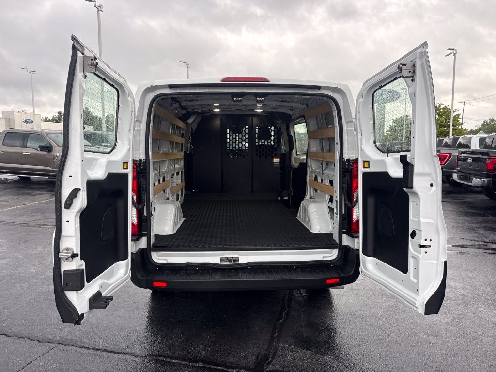 2025 Ford Transit-250 Base