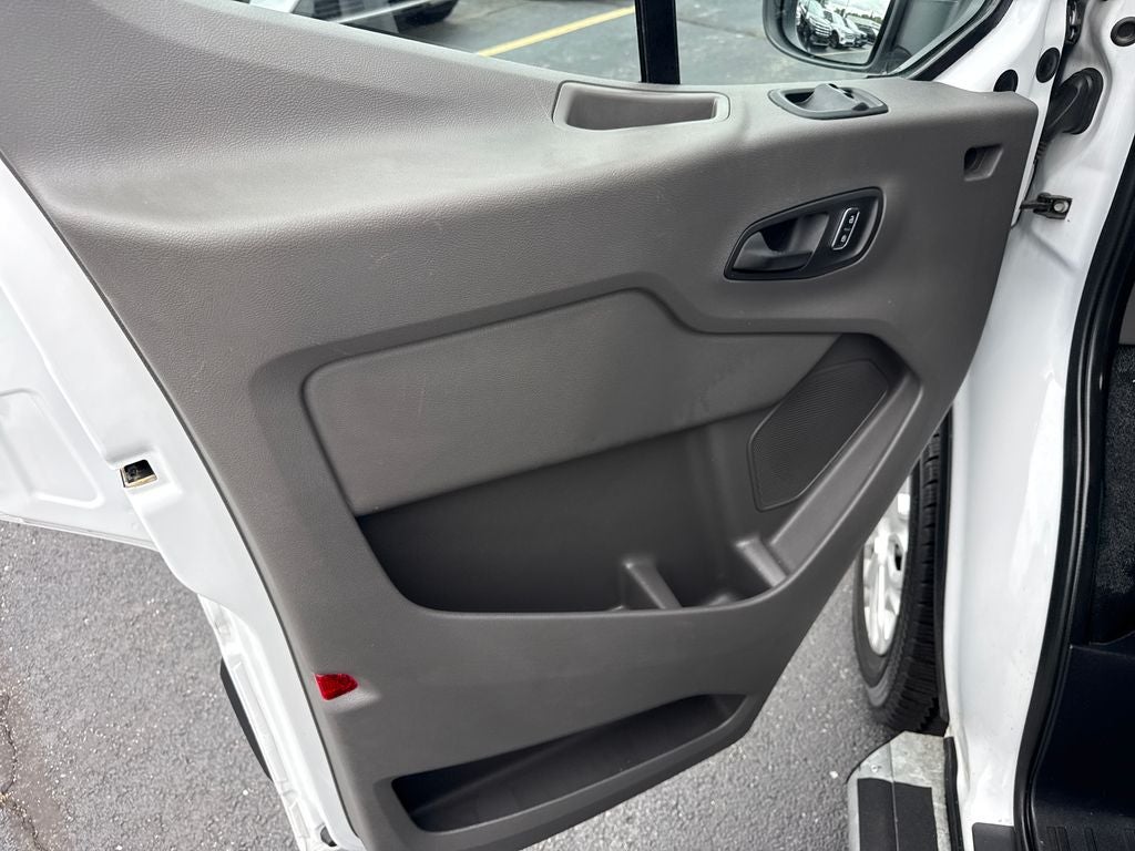 2025 Ford Transit-250 Base