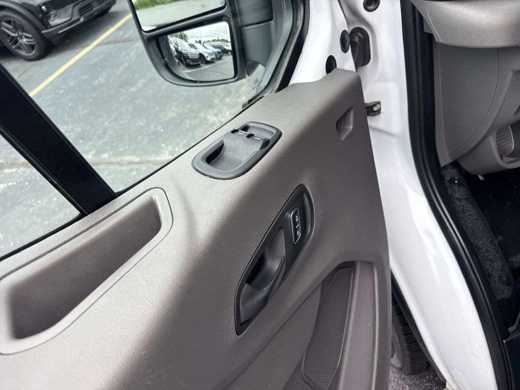 2025 Ford Transit-250 Base
