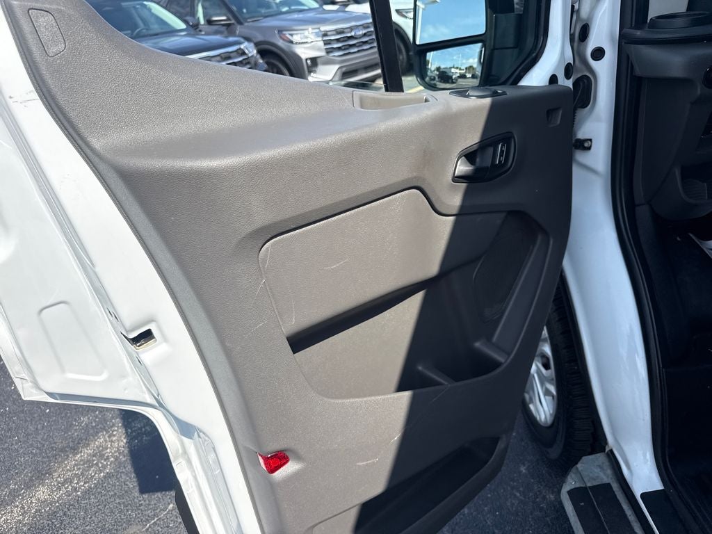 2025 Ford Transit-250 Base
