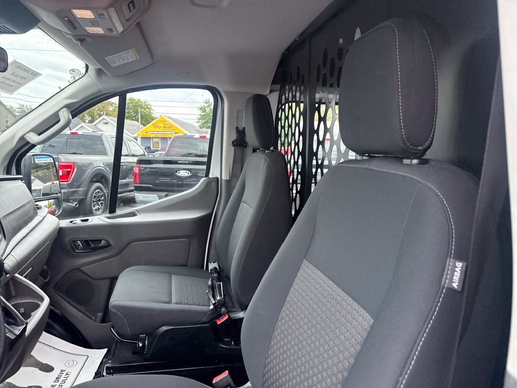 2025 Ford Transit-250 Base
