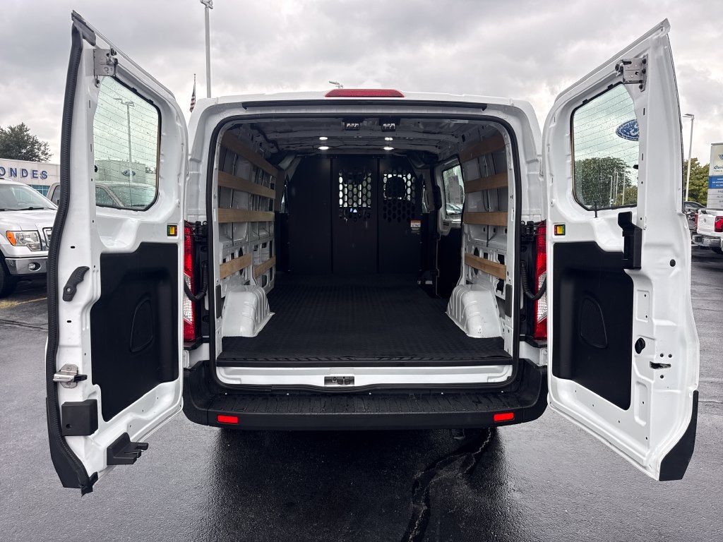2025 Ford Transit-250 Base