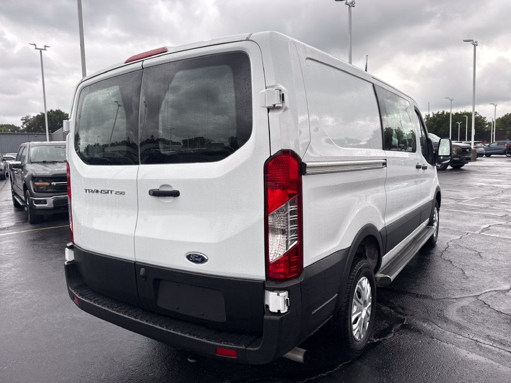 2025 Ford Transit-250 Base