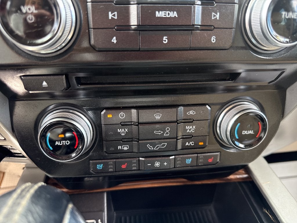 2017 Ford F-150 Lariat