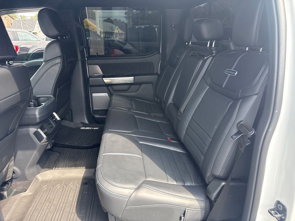 2025 Ford F-150 Platinum