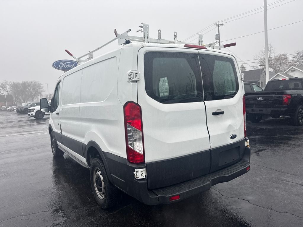 2015 Ford Transit-250 Base