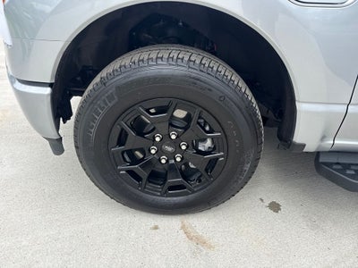 2025 Ford F-150 Lightning XLT