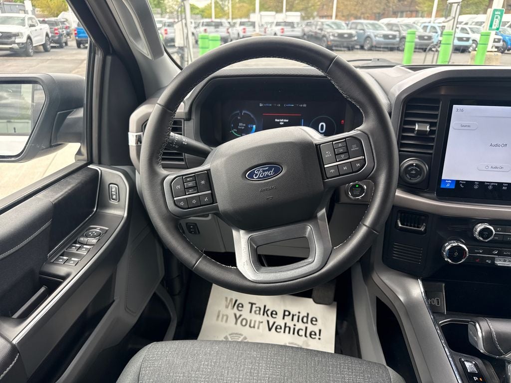 2025 Ford F-150 Lightning XLT