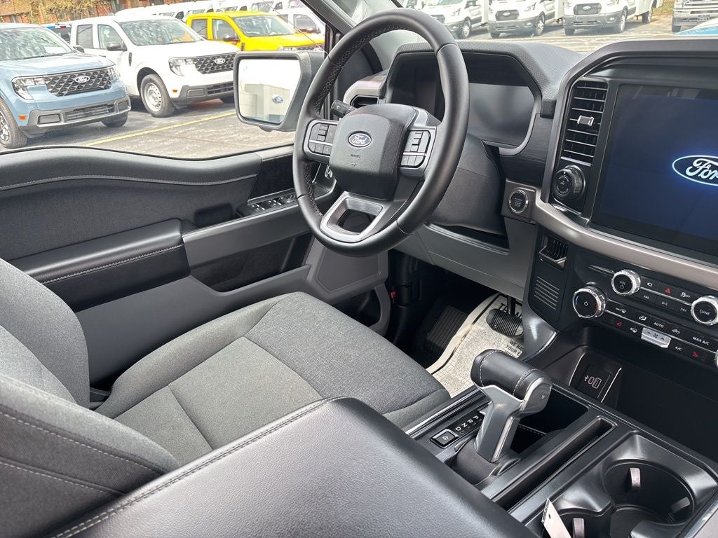 2025 Ford F-150 Lightning XLT