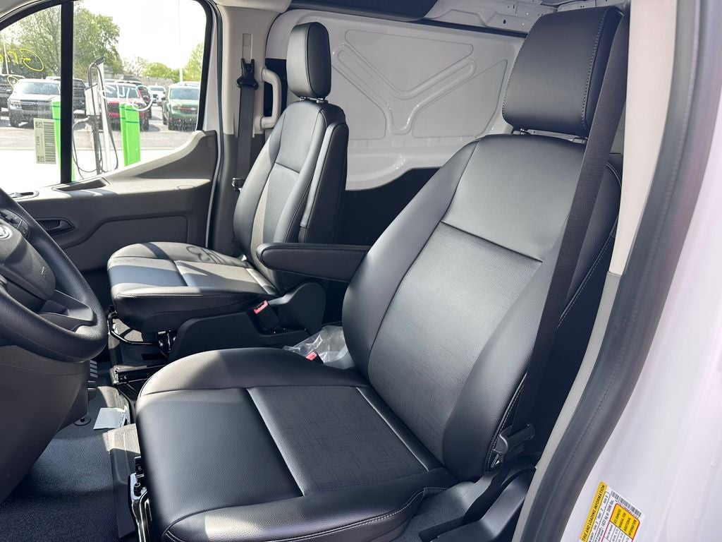 2025 Ford Transit-150 Base