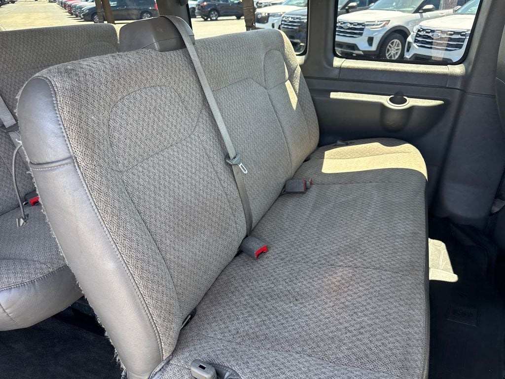 2018 Chevrolet Express 3500 LT Passenger