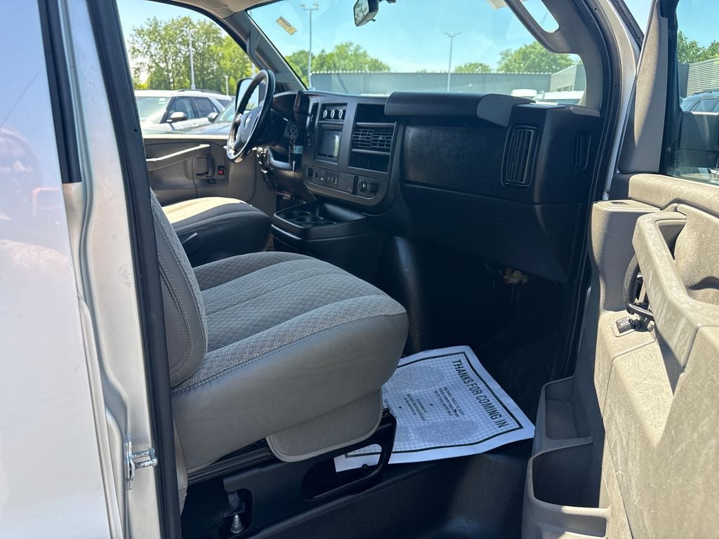 2018 Chevrolet Express 3500 LT Passenger