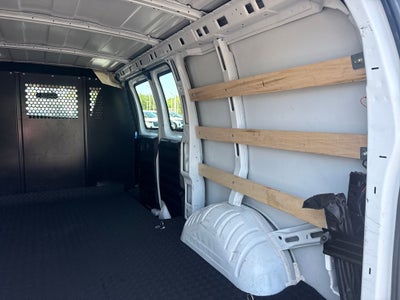 2025 Chevrolet Express 2500 Work Van Cargo