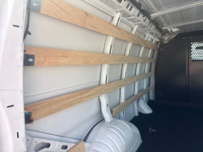 2025 Chevrolet Express 2500 Work Van Cargo