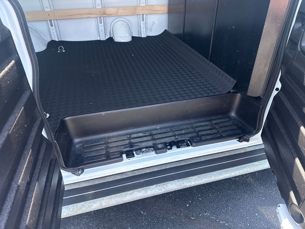 2025 Chevrolet Express 2500 Work Van Cargo