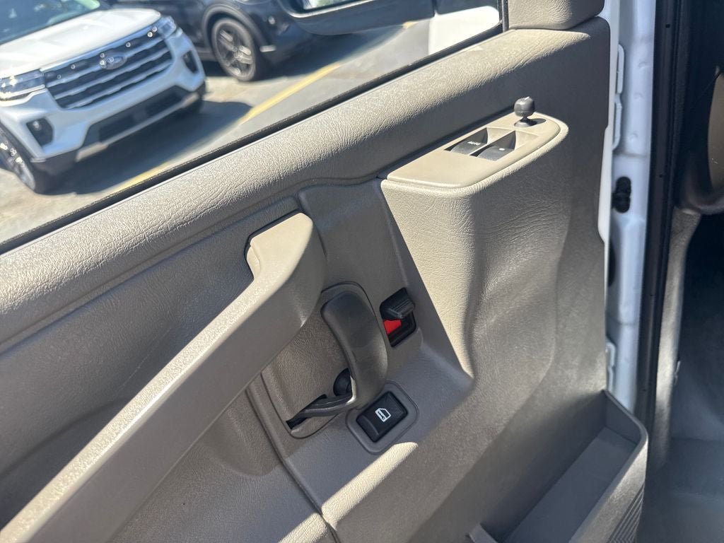 2025 Chevrolet Express 2500 Work Van Cargo