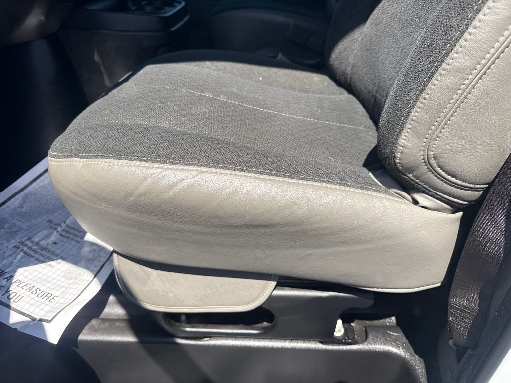 2025 Chevrolet Express 2500 Work Van Cargo