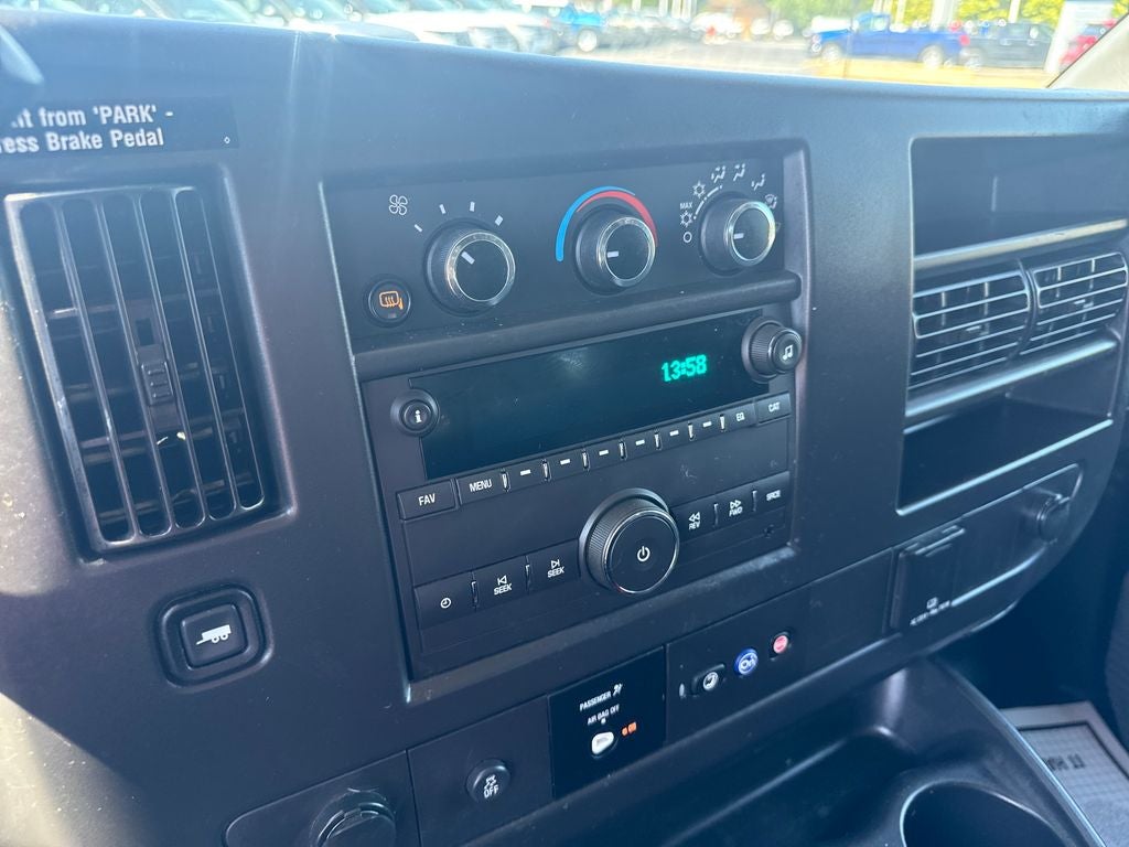 2025 Chevrolet Express 2500 Work Van Cargo