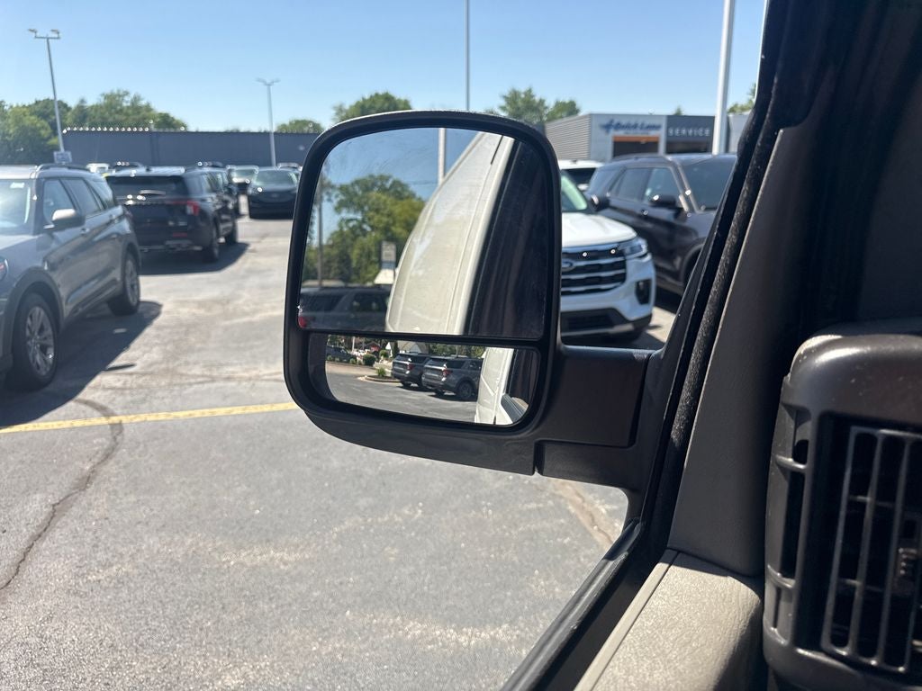 2025 Chevrolet Express 2500 Work Van Cargo