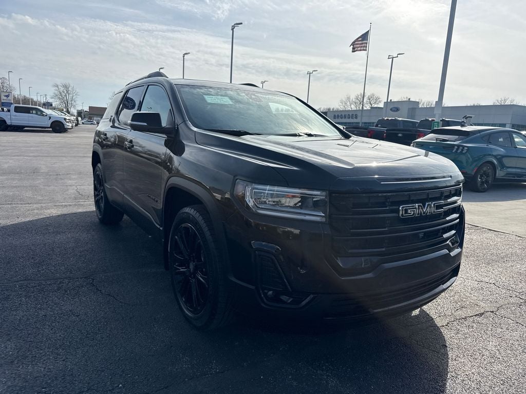 2023 GMC Acadia SLT