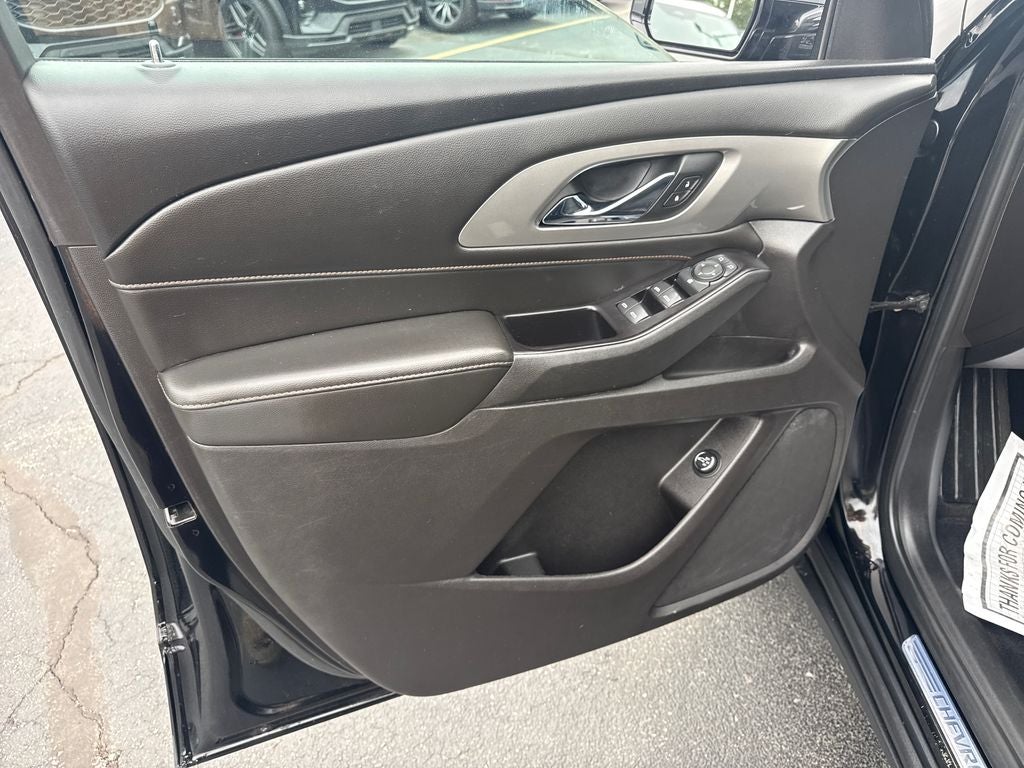 2018 Chevrolet Traverse LT Cloth w/1LT