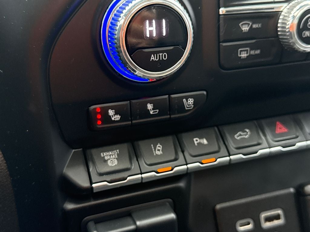 2023 GMC Sierra 2500HD Denali