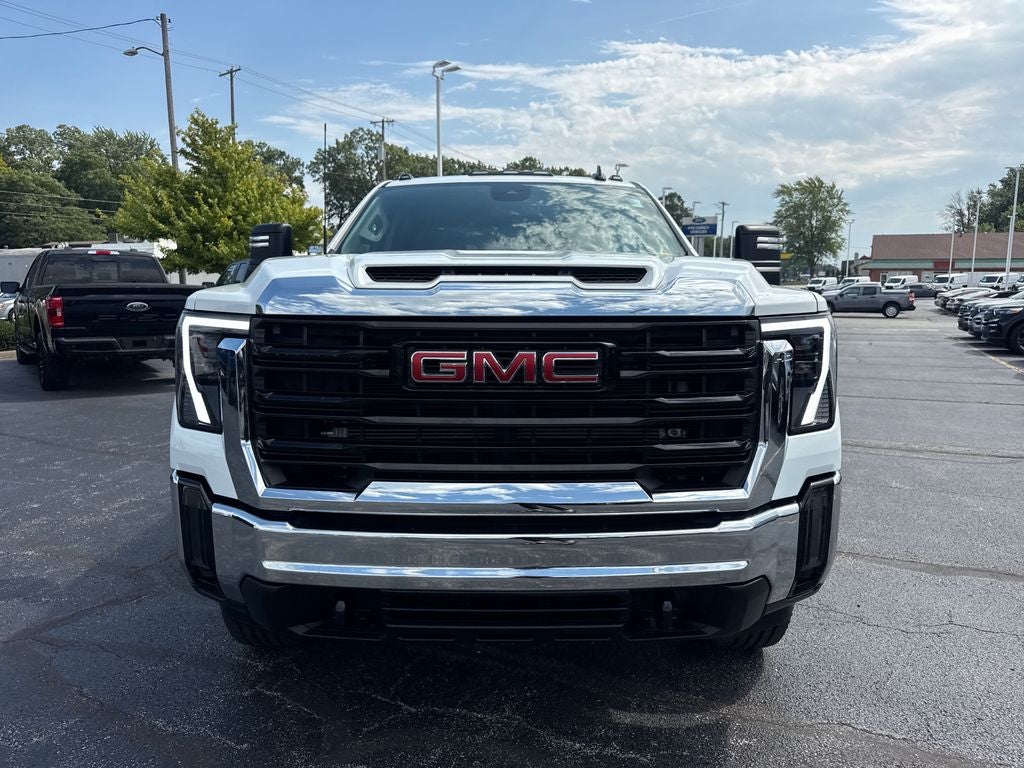 2025 GMC Sierra 3500HD Pro