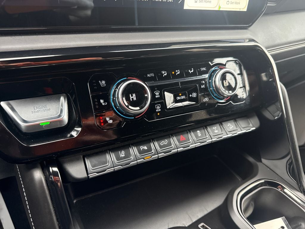 2025 GMC Sierra 2500HD AT4X