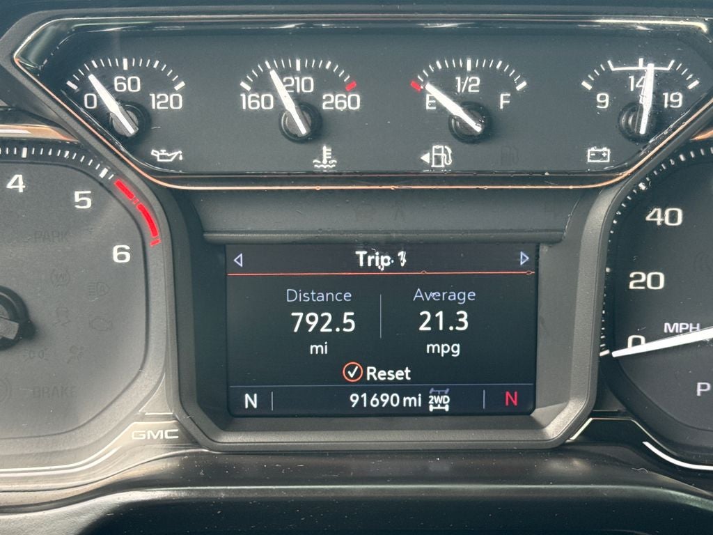 2021 GMC Sierra 1500 AT4