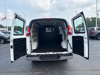 2023 GMC Savana 2500 Work Van