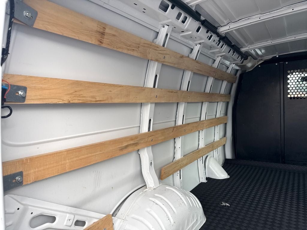 2023 GMC Savana 2500 Work Van