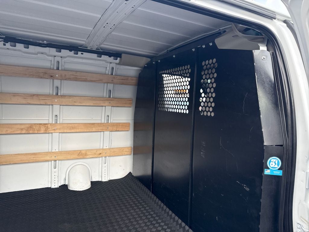 2023 GMC Savana 2500 Work Van