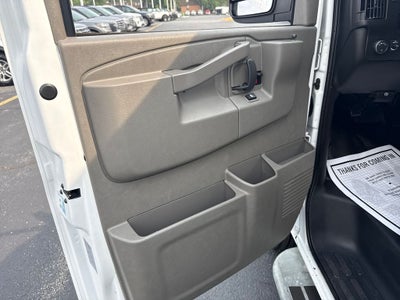 2023 GMC Savana 2500 Work Van