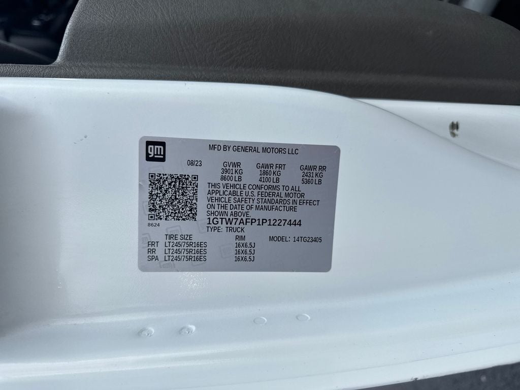 2023 GMC Savana 2500 Work Van