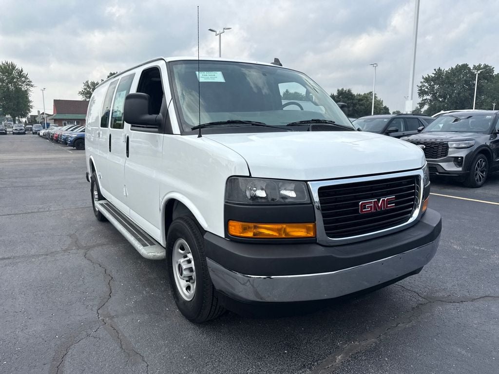 2023 GMC Savana 2500 Work Van