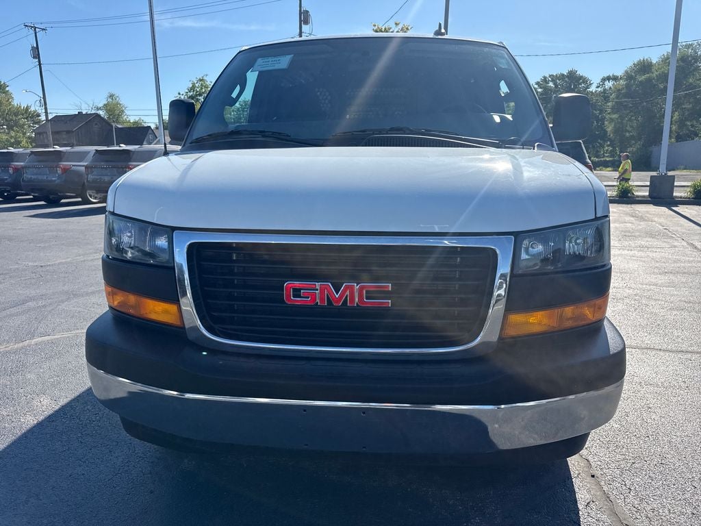 2025 GMC Savana 2500 Work Van