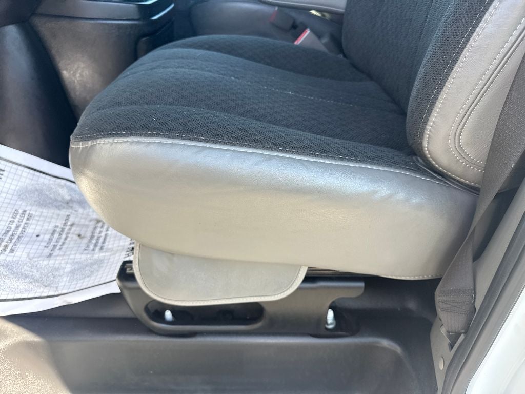2025 GMC Savana 2500 Work Van