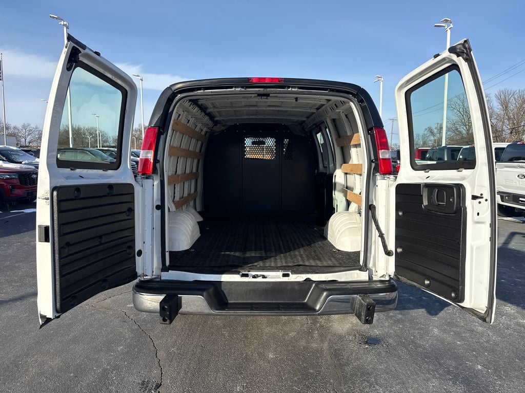 2024 GMC Savana 2500 Work Van