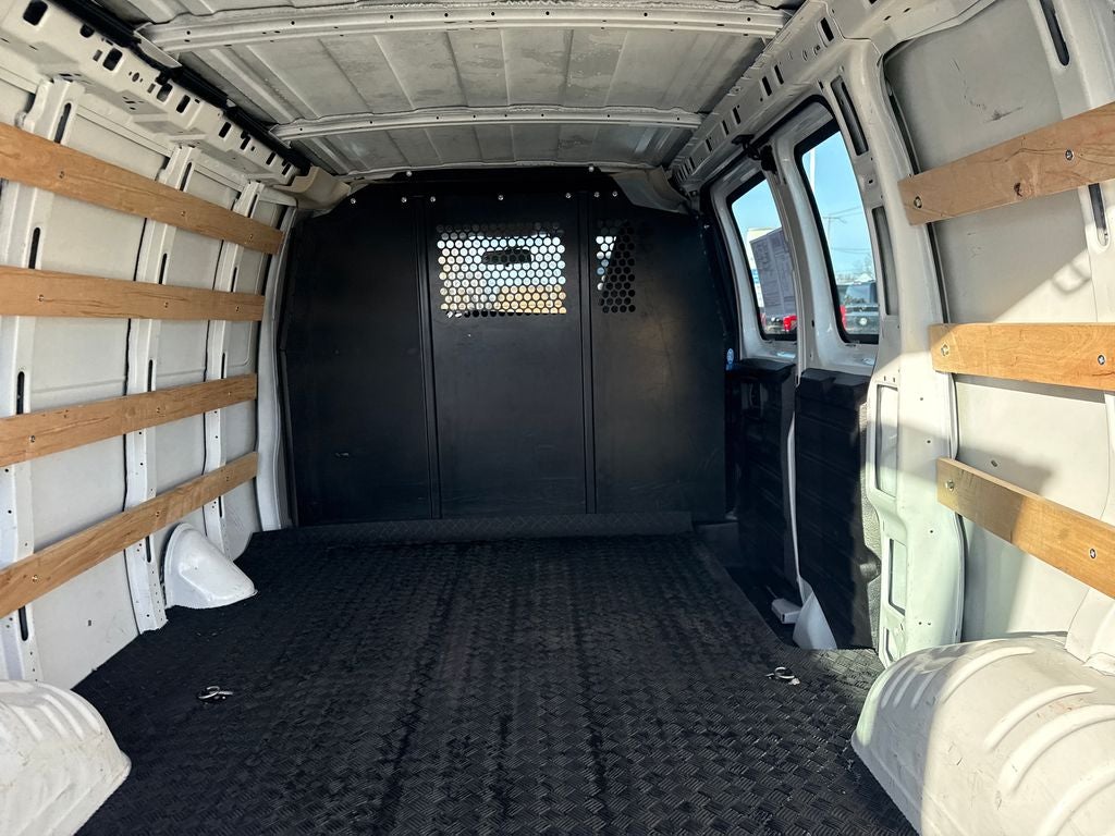 2024 GMC Savana 2500 Work Van