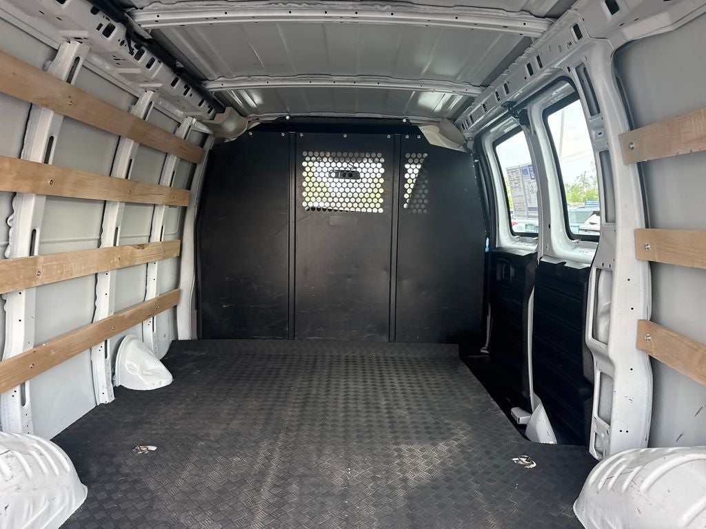 2024 GMC Savana 2500 Work Van