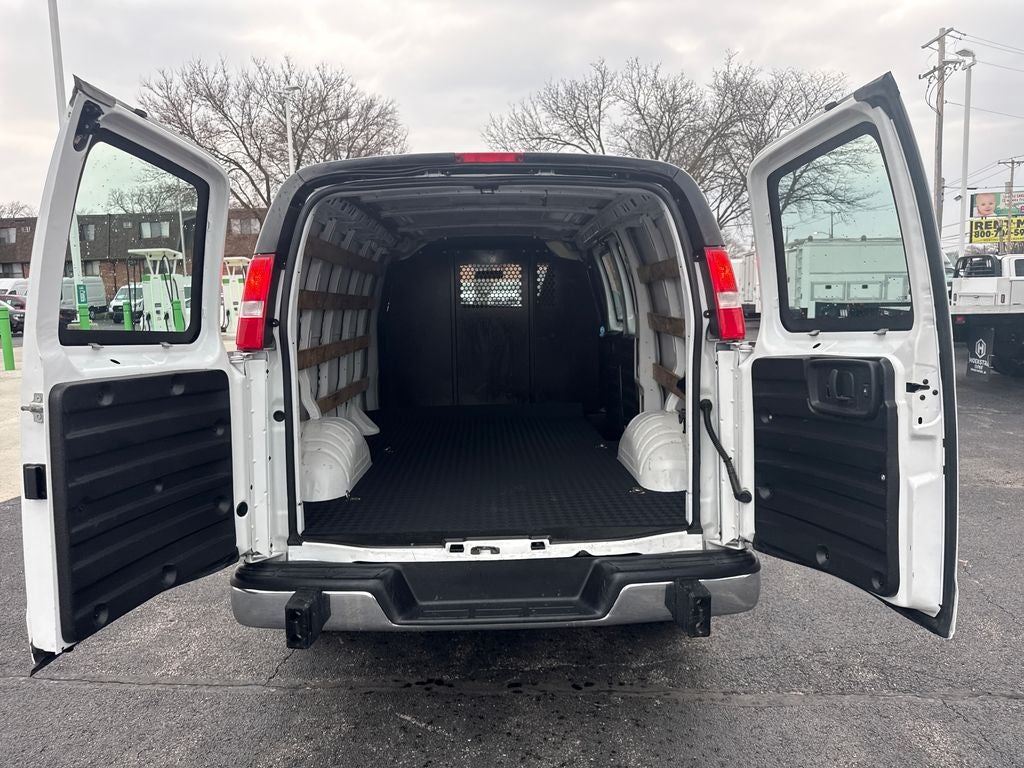 2024 GMC Savana 2500 Work Van