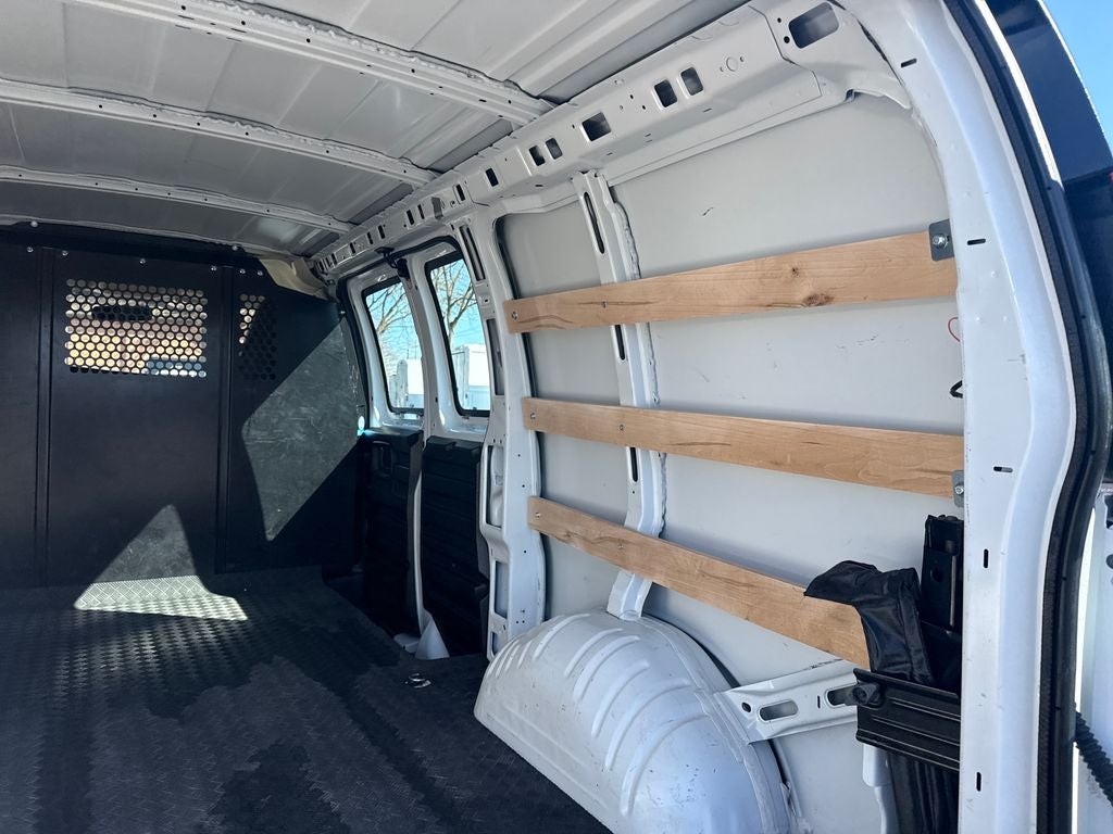 2024 GMC Savana 2500 Work Van