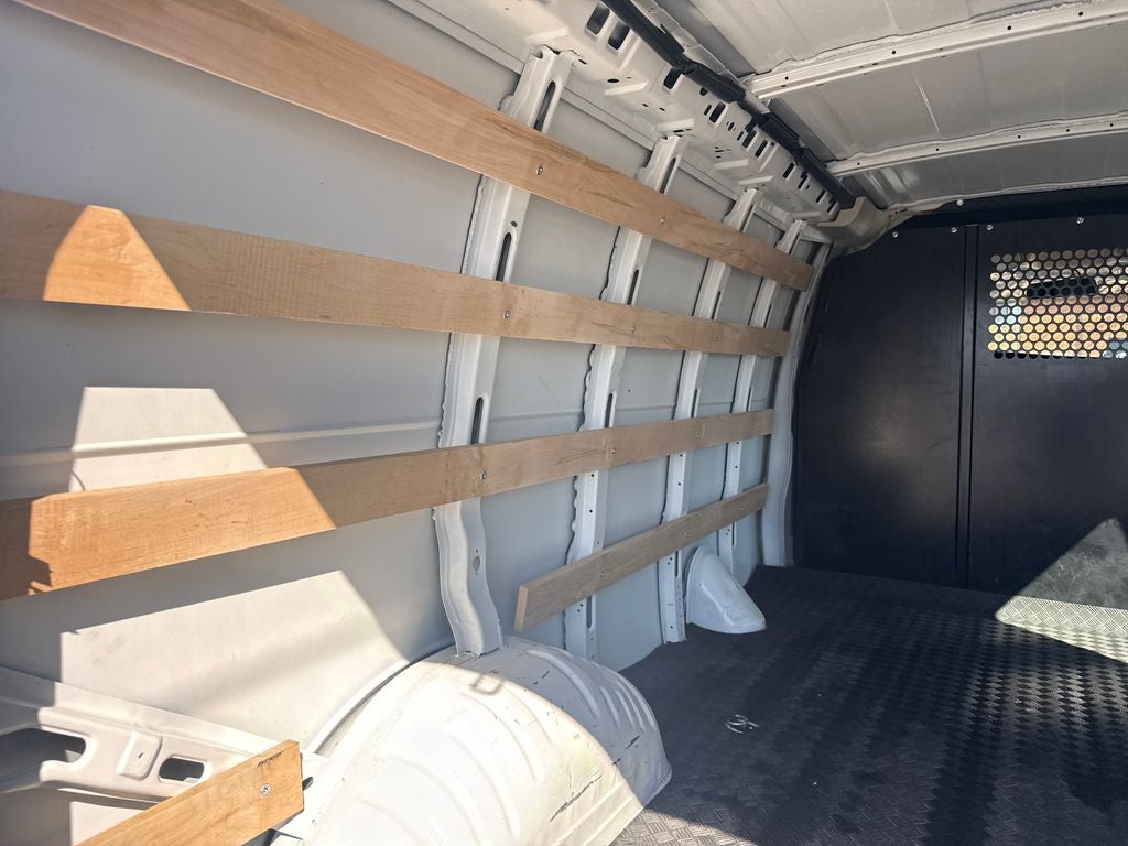 2024 GMC Savana 2500 Work Van